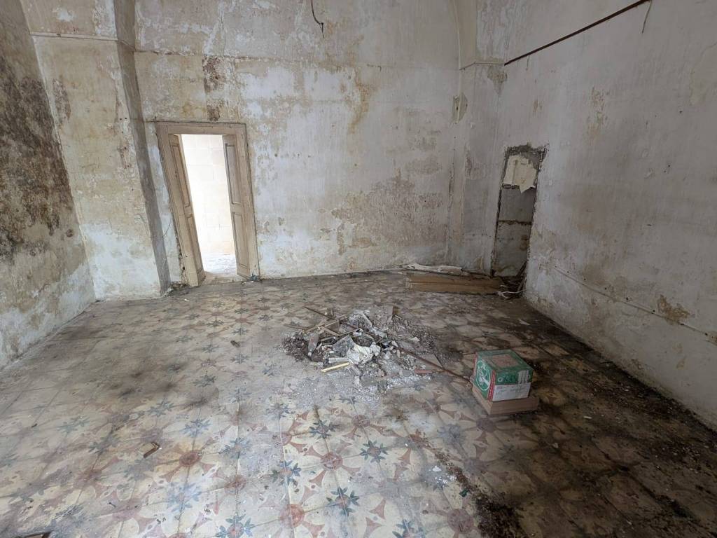 Casa indipendente a Taviano in Via Corsica - Foto 3