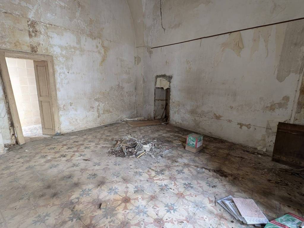 Casa indipendente a Taviano in Via Corsica - Foto 4
