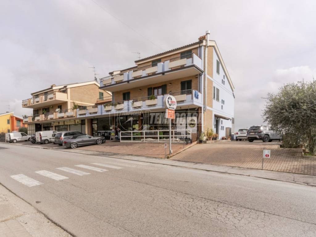 Appartamento a Monte san giusto in Via Panette 33 - Foto 2