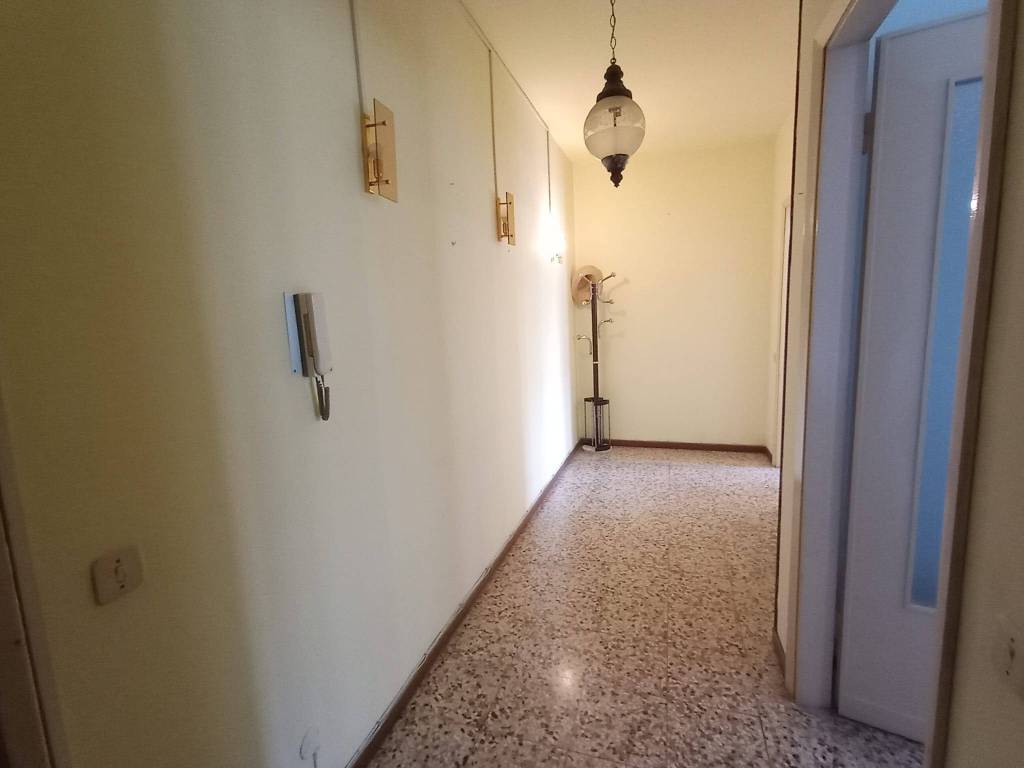 Appartamento a Novara in Strada Balossini, 6 - Foto 2