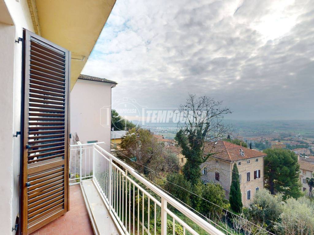 Appartamento a Osimo in Via Cinque Torri - Foto 3