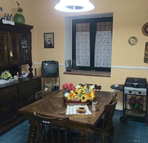 Villa a Caserta in Via San Giuseppe di Sommana, 31 - Foto 2