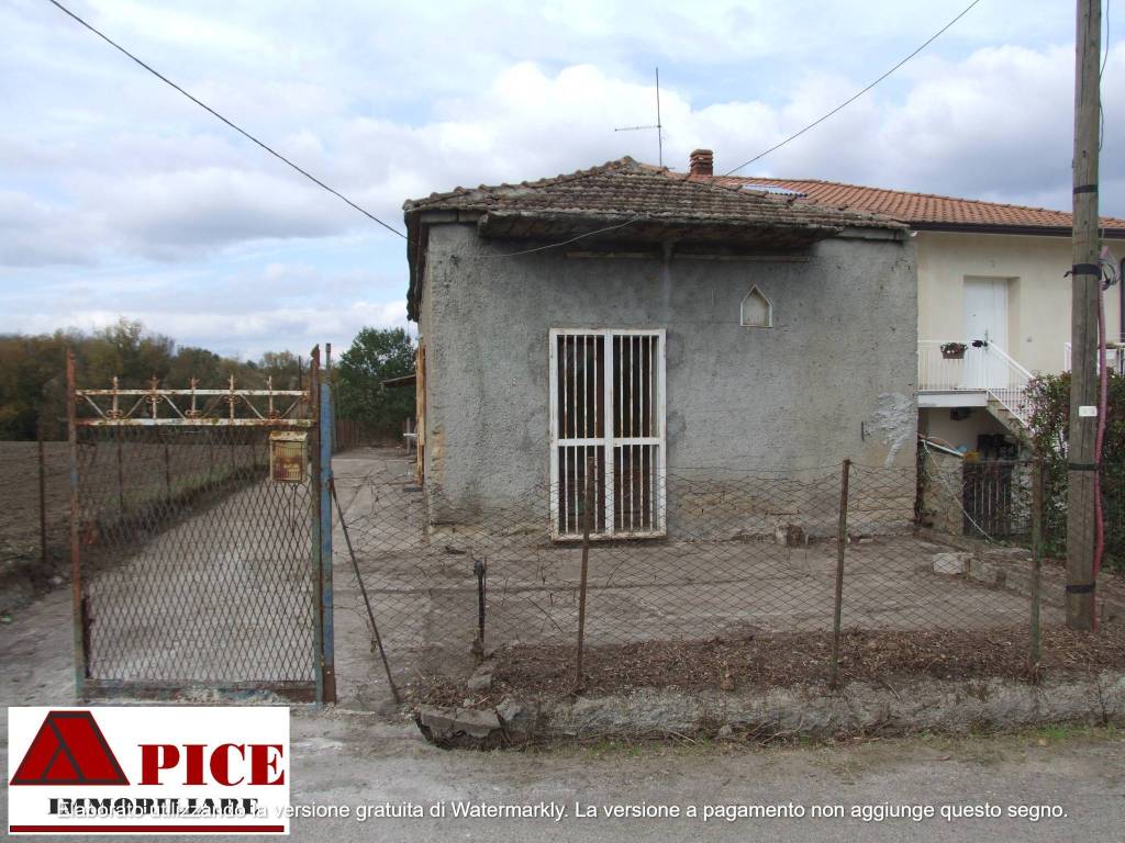 Rustico / casale a Calvi in Via Bosco Sant'Agnese, 41 - Foto 2