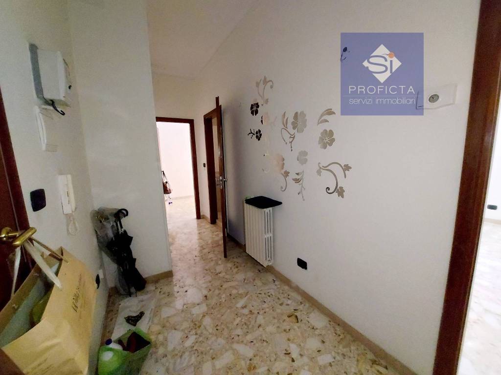 Appartamento a Taranto in Via Cesare Battisti - Foto 5