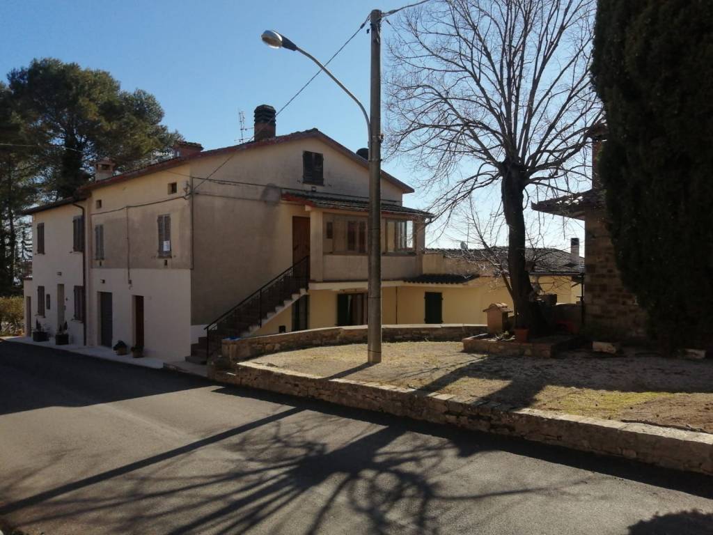 Casa indipendente a Fratta todina in Via Clausura - Foto 3
