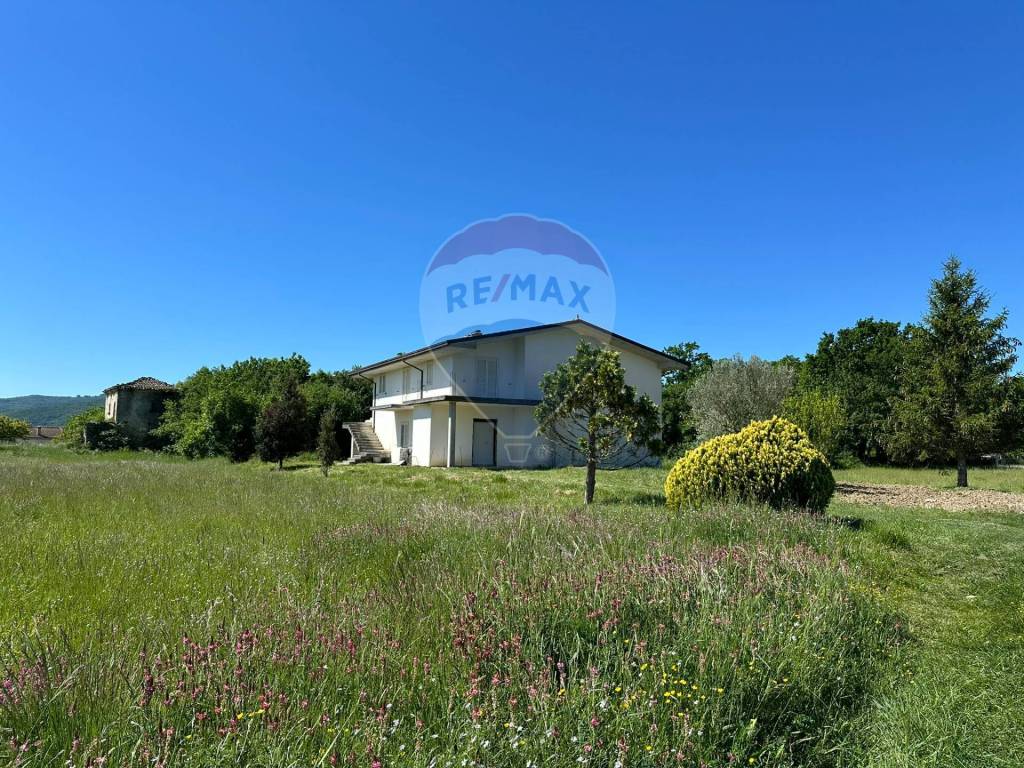Casa indipendente a Rocchetta a volturno in Eduardo De Filippo - Foto 4
