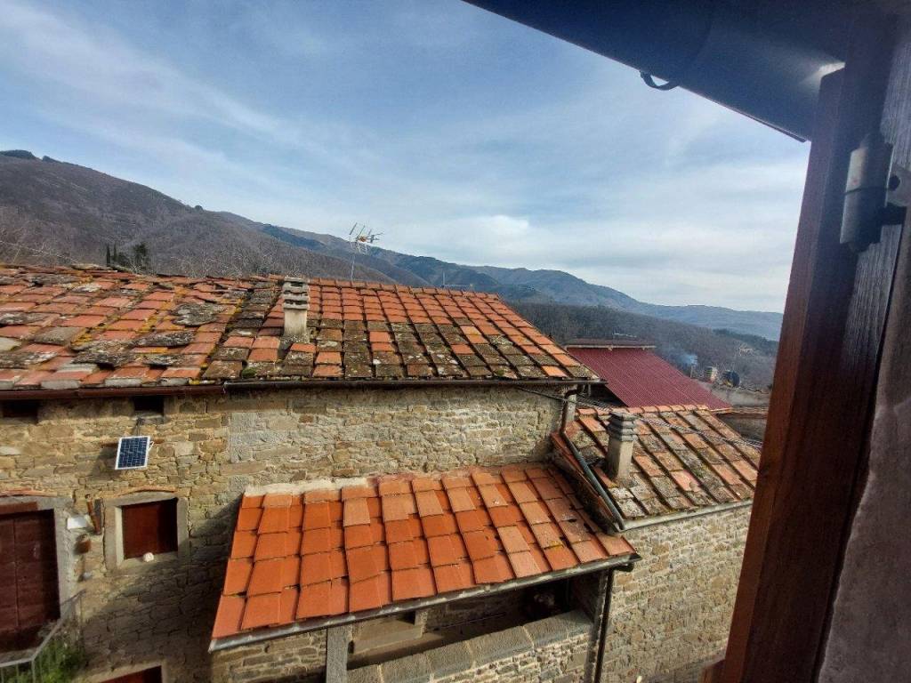 Casa indipendente a Loro ciuffenna in Strada Comunale di Modine - Foto 2