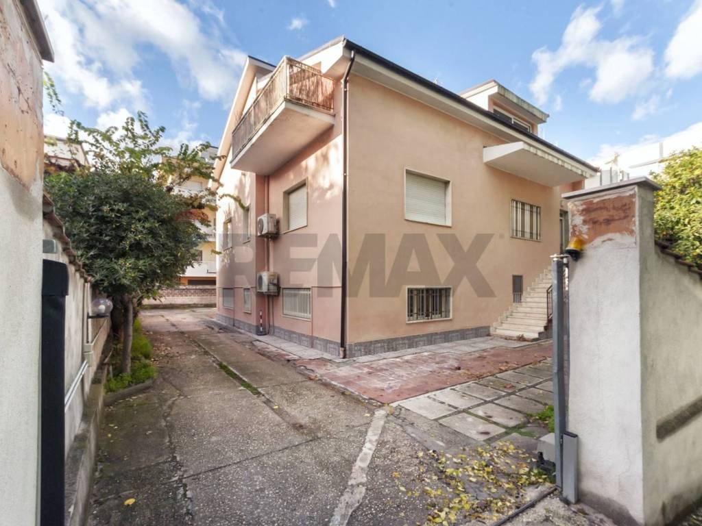 Attico / mansarda a Francavilla al mare in VIALE ALCIONE, 219 - Foto 3