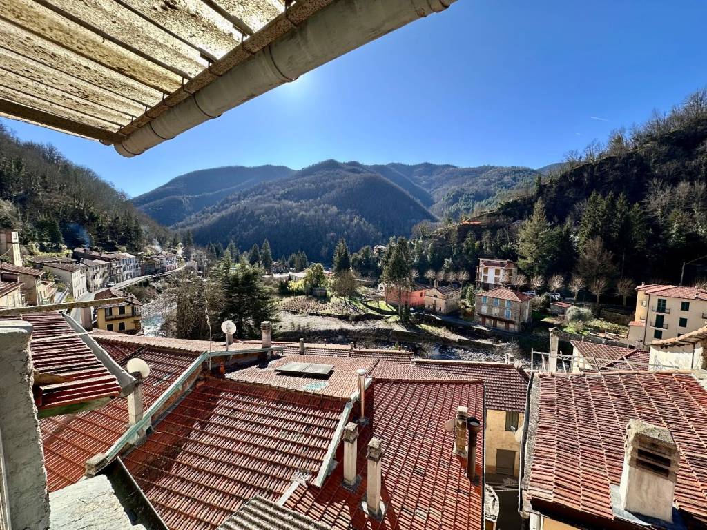 Appartamento a Molini di triora in Via Giulio Cesare, 19 - Foto 2