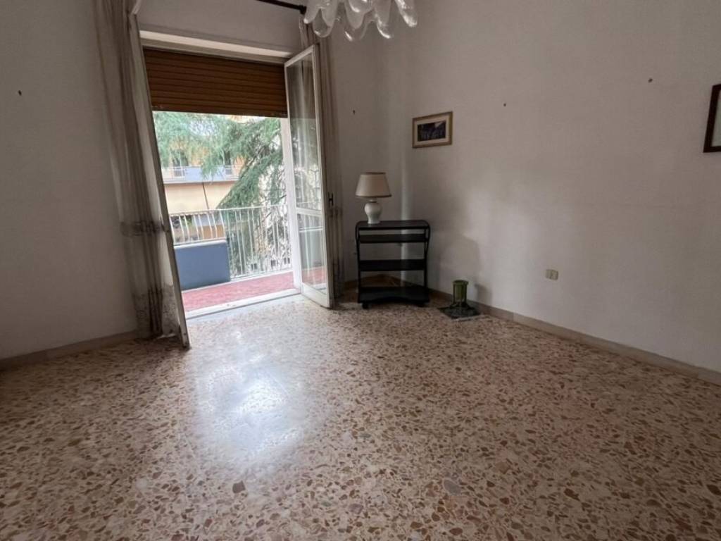Appartamento a Benevento in Via Salvator Rosa - Foto 4