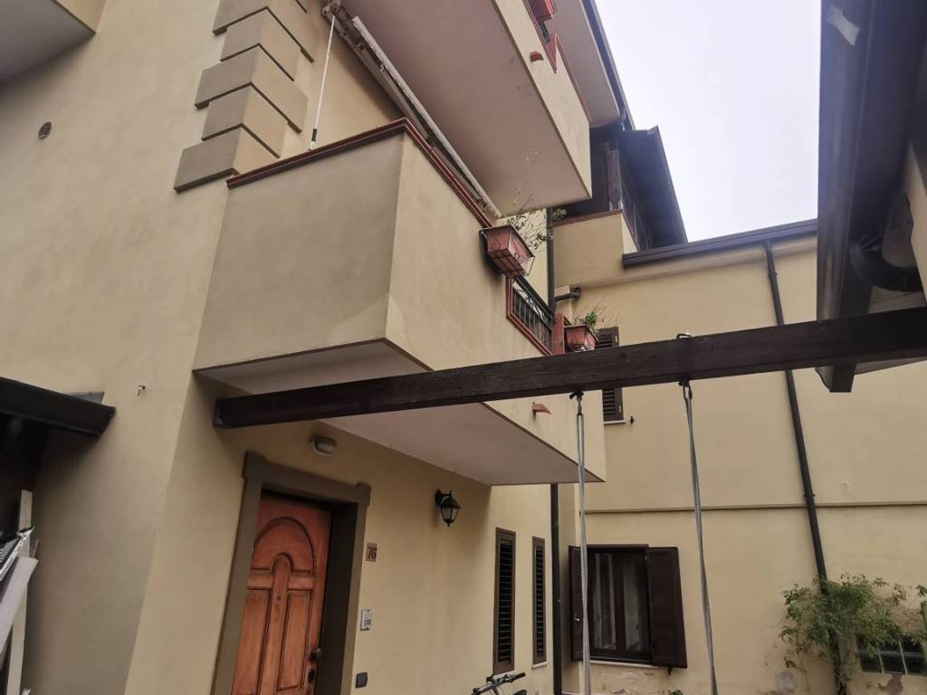 Casa indipendente a Catanzaro in Via Fiume Neto - Foto 2