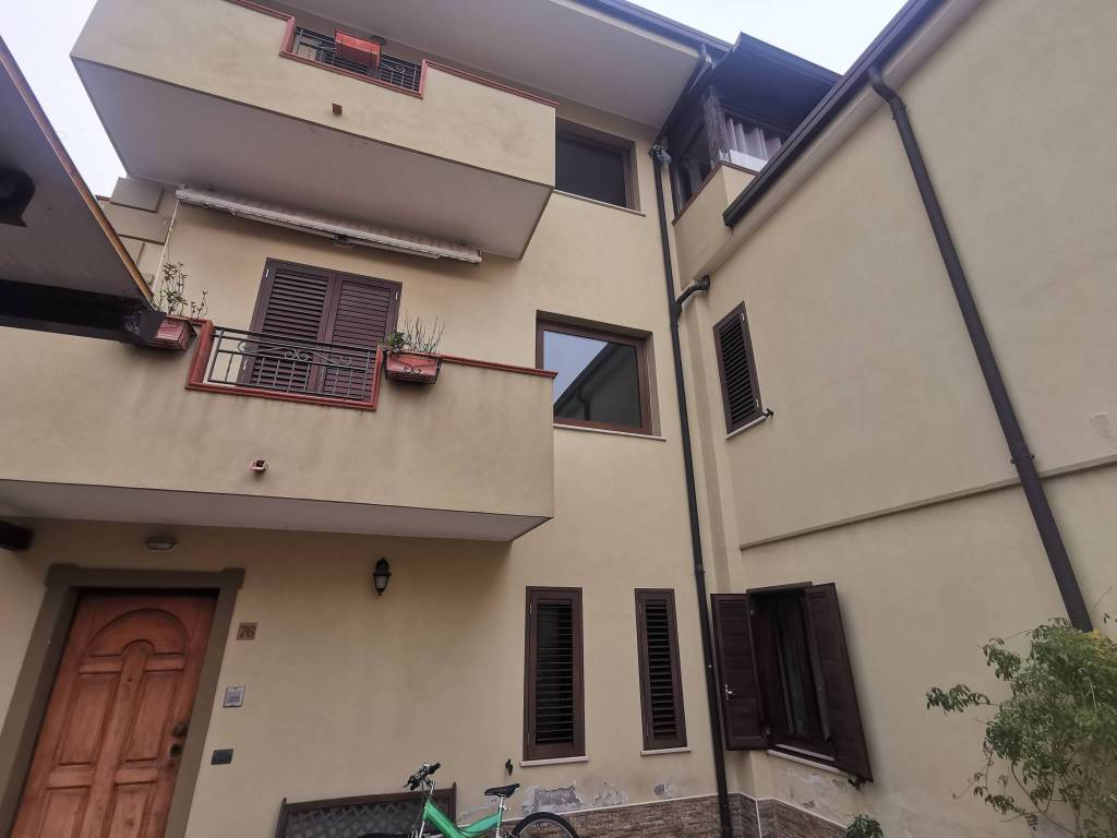 Casa indipendente a Catanzaro in Via Fiume Neto - Foto 4