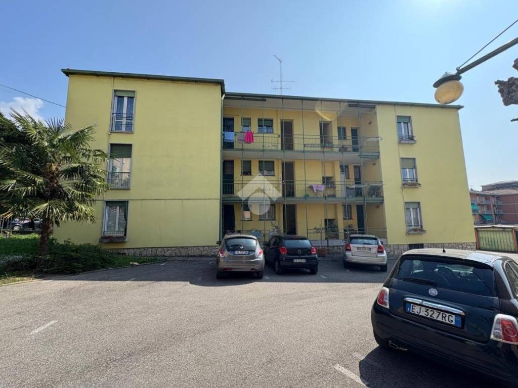 Appartamento a Calolziocorte in Via Istria, 7 - Foto 2