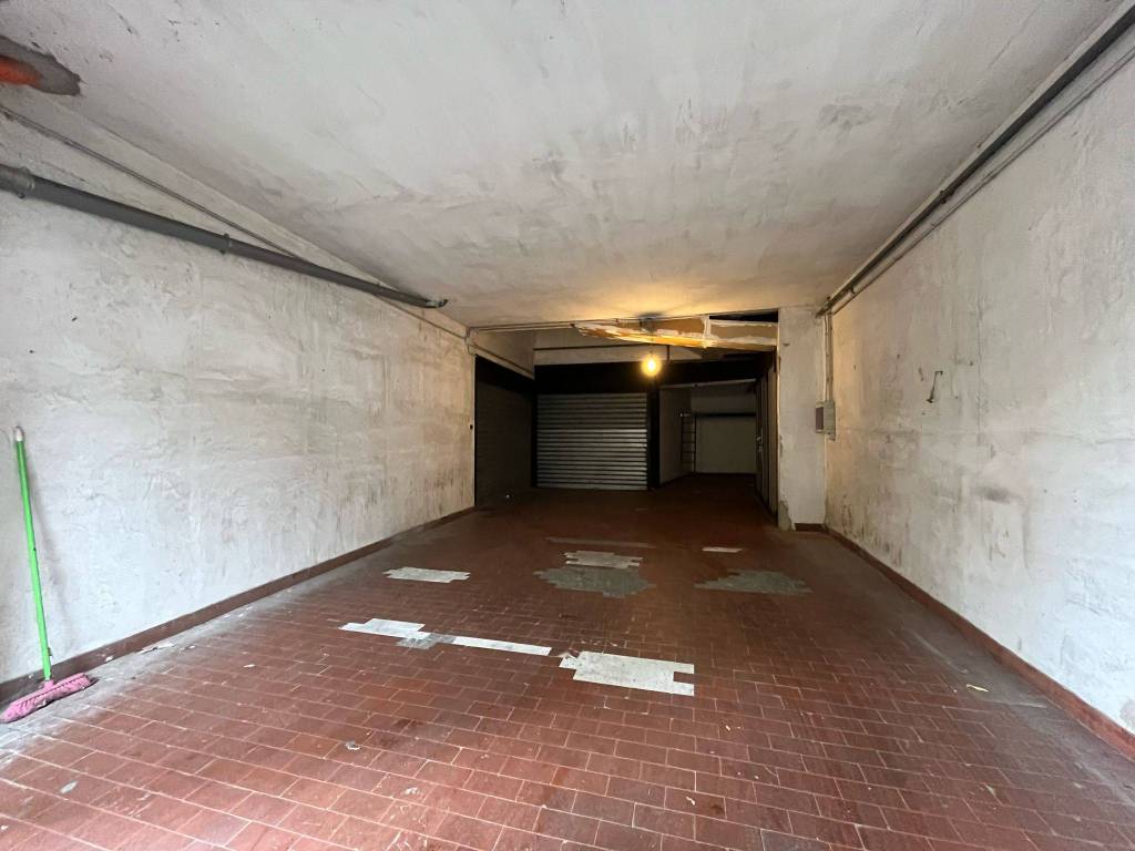 Box / garage a Cava de' tirreni in Via Corradino Schreiber - Foto 2