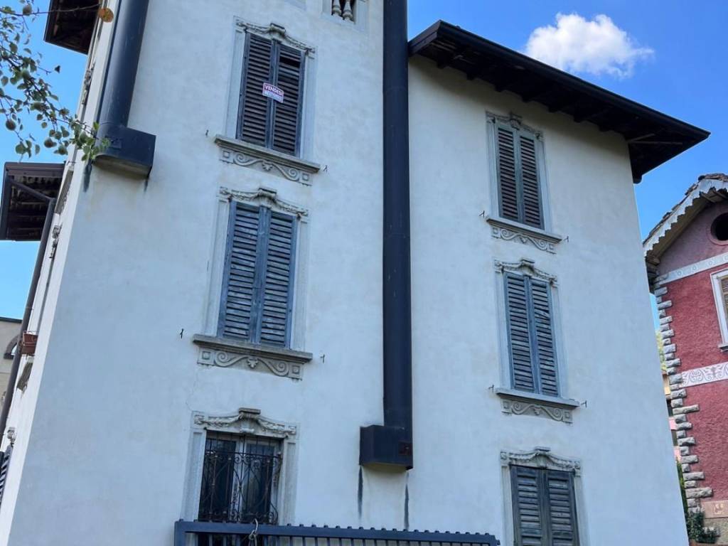 Villa a Gaverina terme in Via Chiesa - Foto 3