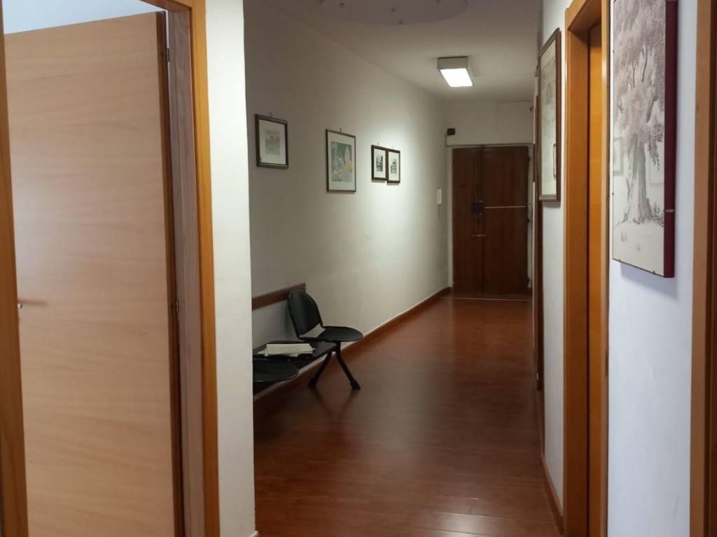 Appartamento a Crotone in Via Mario Nicoletta, 49 - Foto 2
