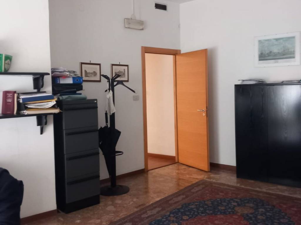 Appartamento a Crotone in Via Mario Nicoletta, 49 - Foto 3