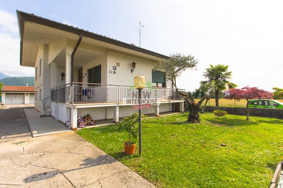 Villa a Maniago in Via Portogruaro, 9 - Foto 4