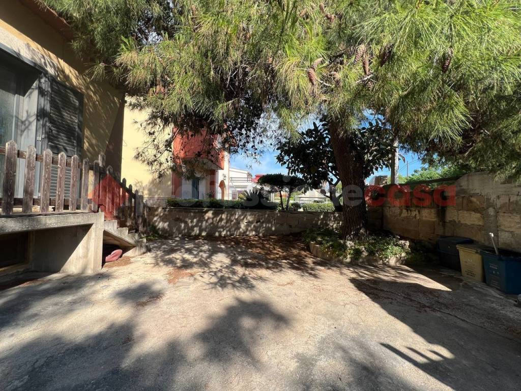 Villa a Taranto in via Cavallucci Marini, 18 - Foto 2