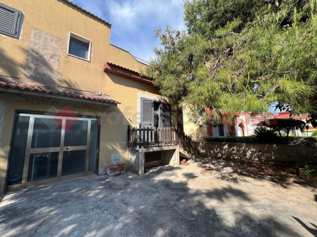 Villa a Taranto in via Cavallucci Marini, 18 - Foto 3