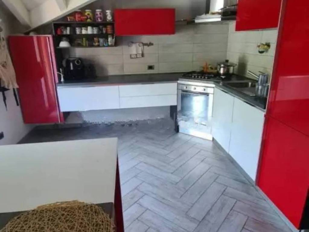 Attico / mansarda a Bisuschio in Via G. Bertini - Foto 3