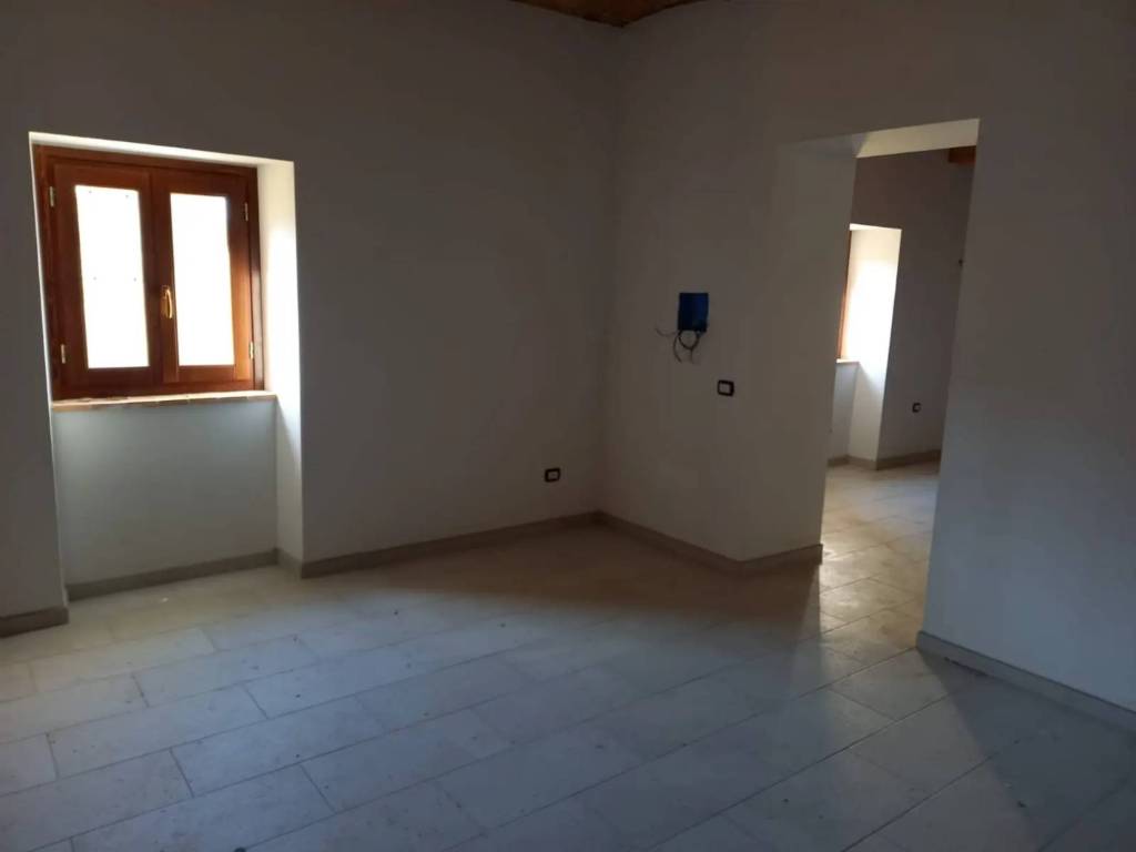 Appartamento a Castilenti in Contrada Vicenne - Foto 2