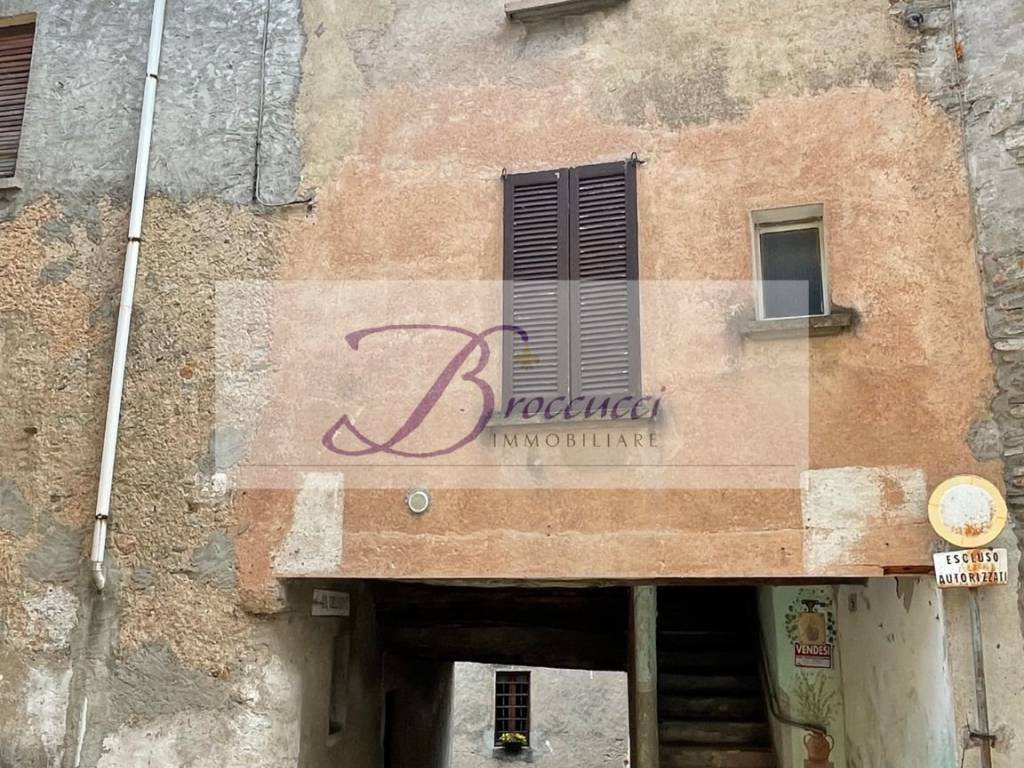 Casa indipendente a Cuasso al monte - Foto 2