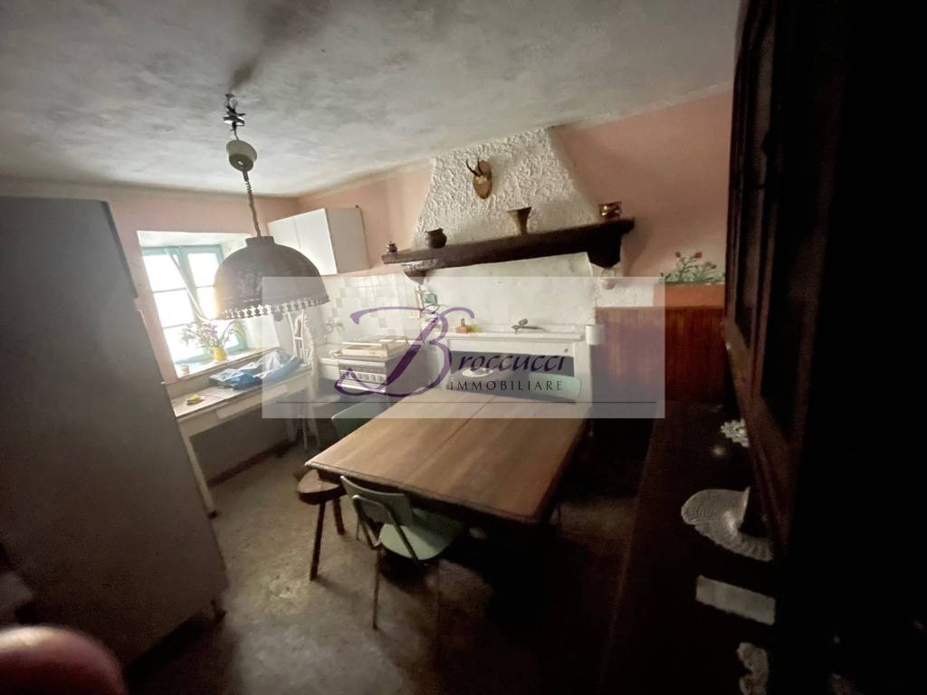 Casa indipendente a Cuasso al monte - Foto 4