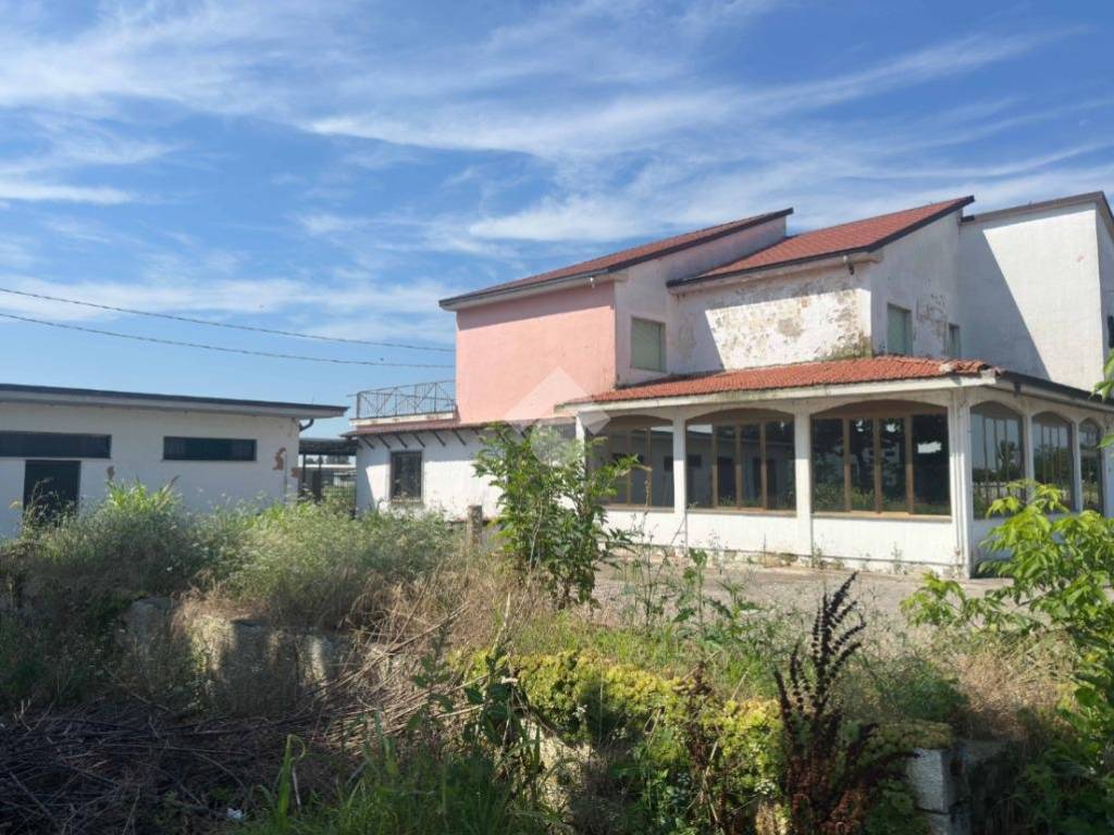 Villa a Crespiatica in Strada Statale 235, 6 - Foto 4
