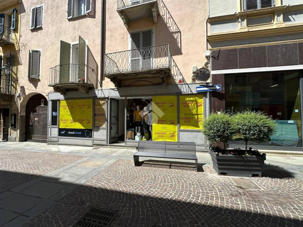 Immobile a Bra in Via Vittorio Emanuele II, 230 - Foto 2