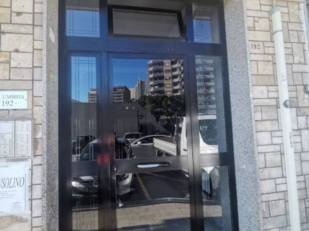 Appartamento a Taranto in Via Umbria, 192 - Foto 2