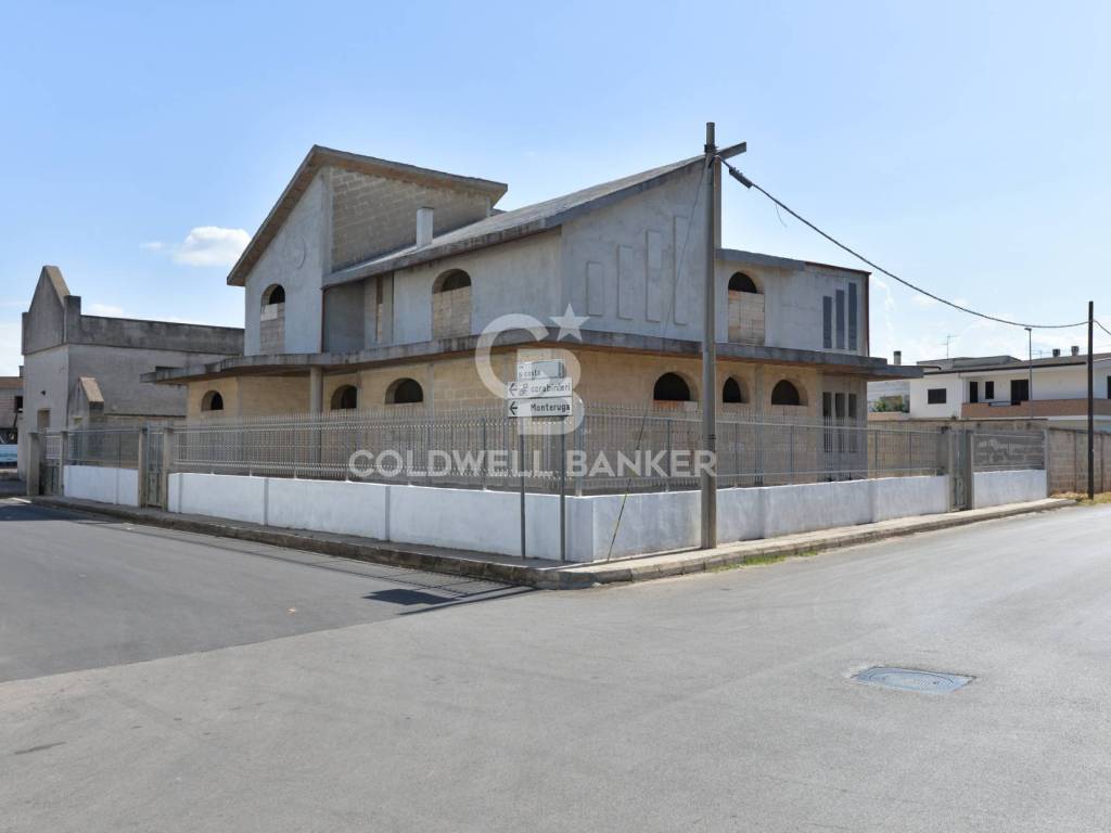 Villa a Veglie in Via Luigi Pirandello - Foto 2