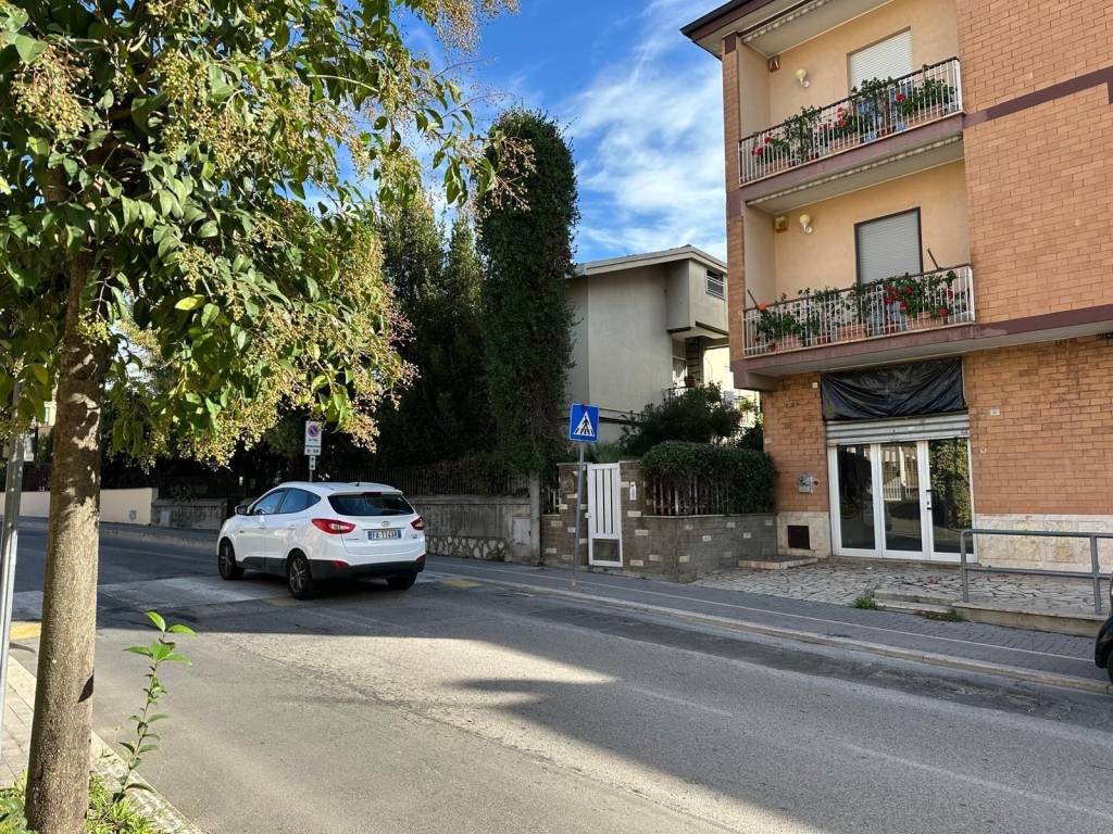 Immobile a Cisterna di latina in Via Guido d'Arezzo, 16 - Foto 4