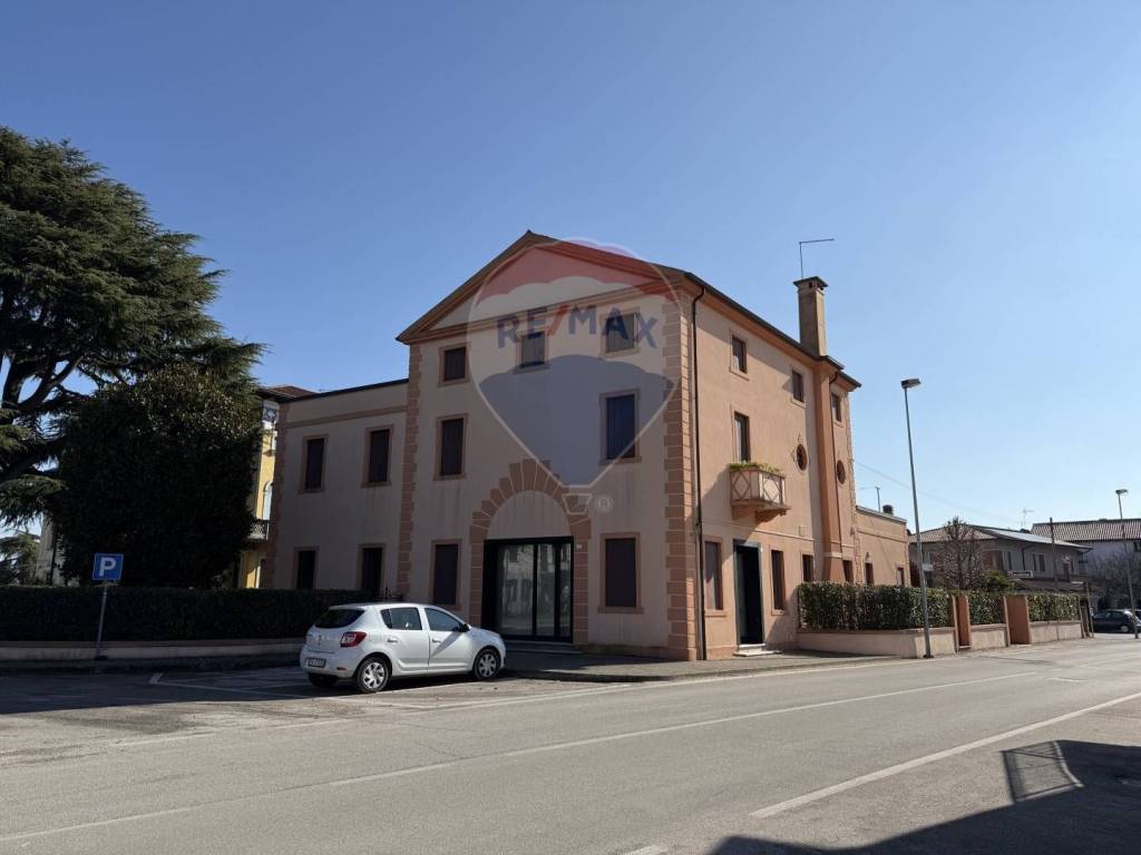 Casa indipendente a Nervesa della battaglia in Via Bossi, 4 - Foto 4