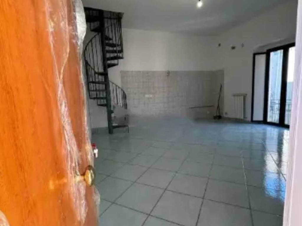 Appartamento a Battipaglia in Via San Martino - Foto 2