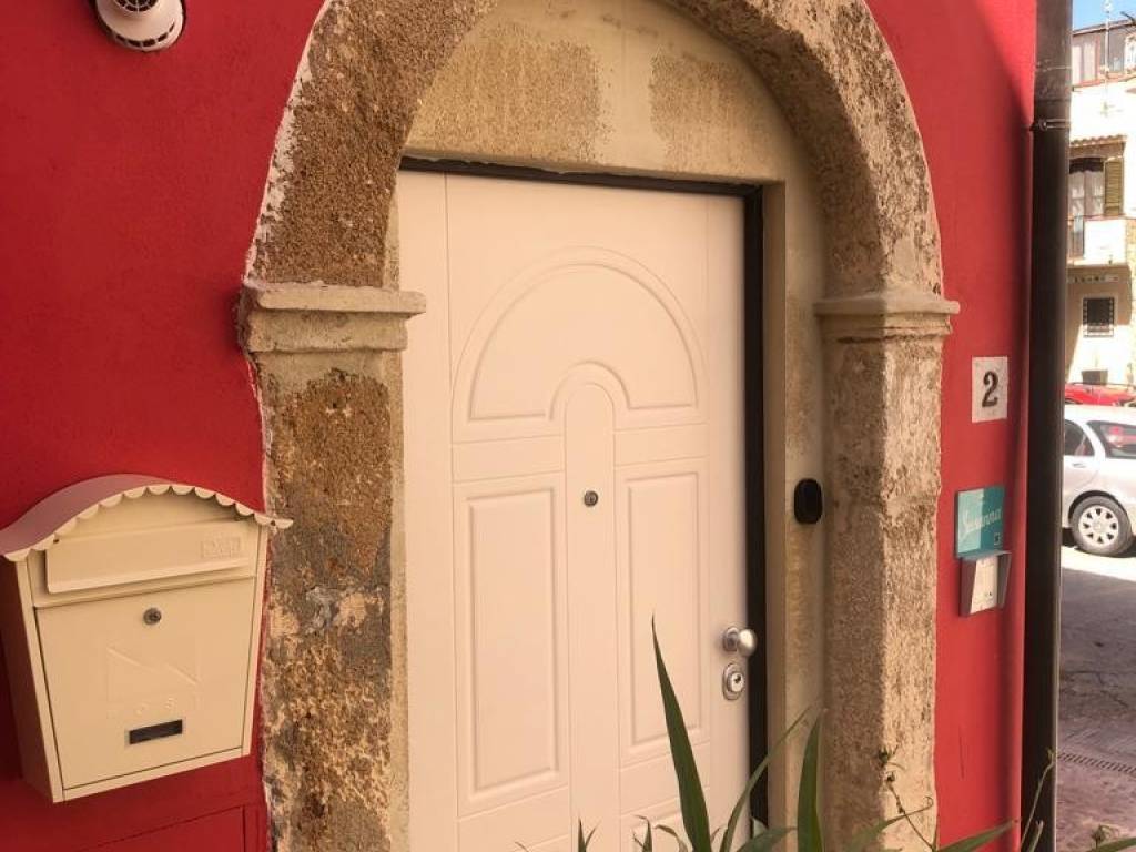 Appartamento a Crotone in Piazza Bartolo Villaroja - Foto 2