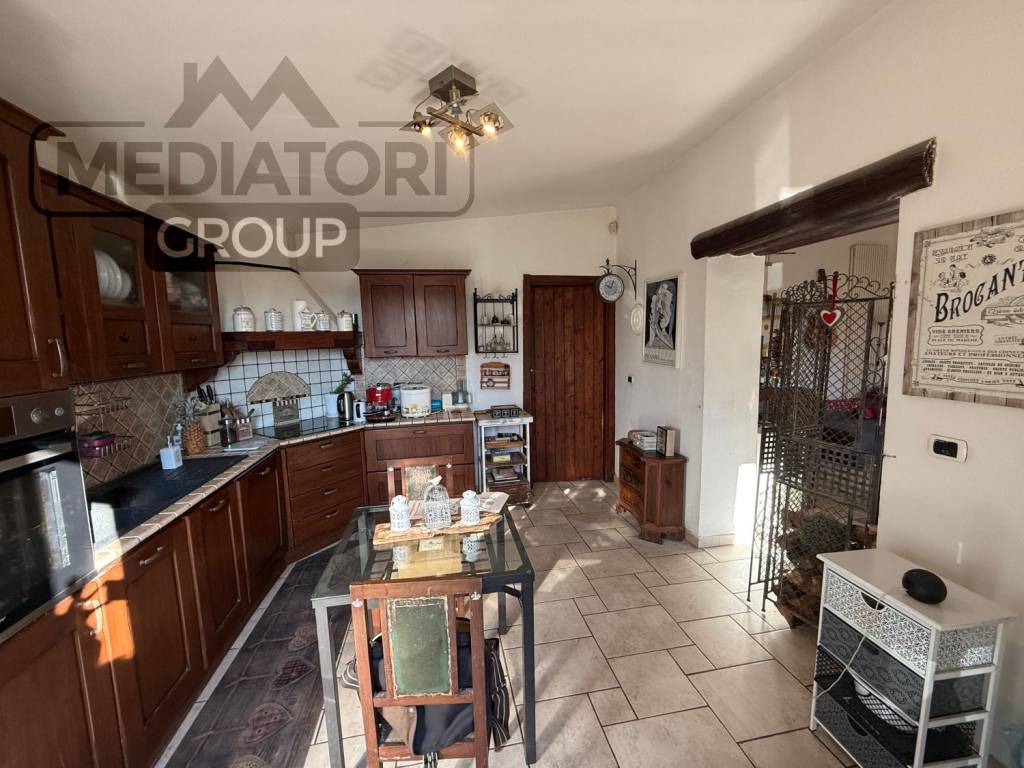 Appartamento a Chiaravalle - Foto 2