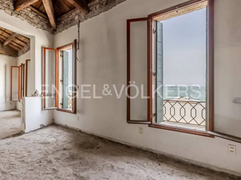 Appartamento a Venezia in Riva dei Sette Martiri - Foto 2