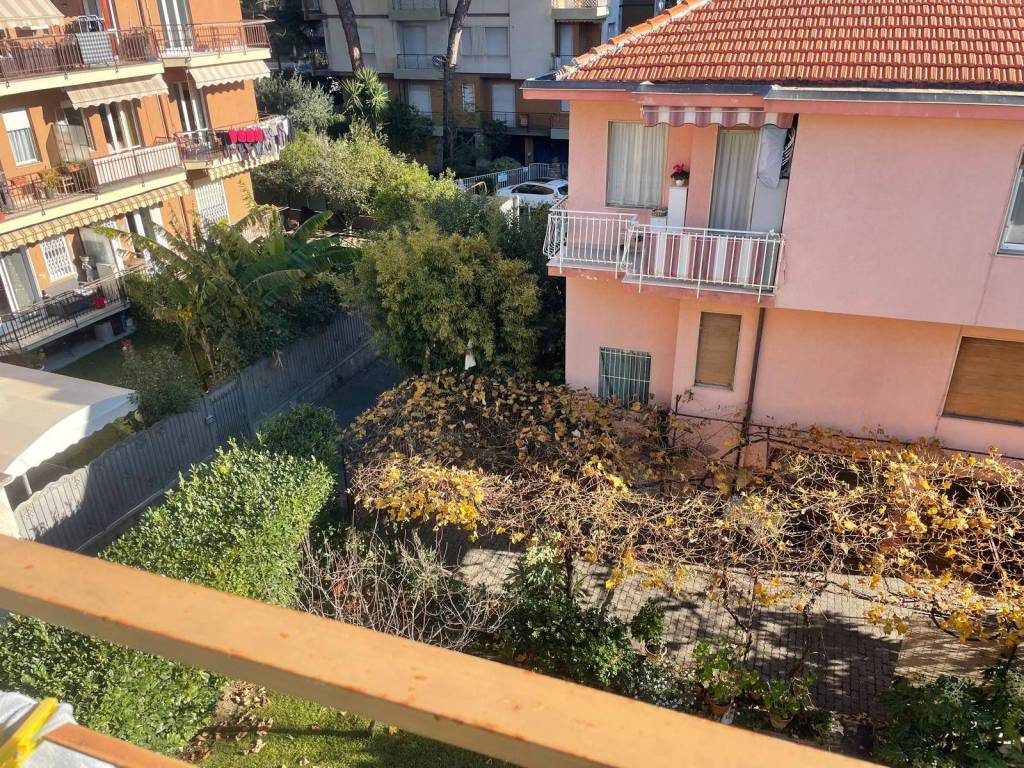Appartamento a Bordighera in Via Serena - Foto 4