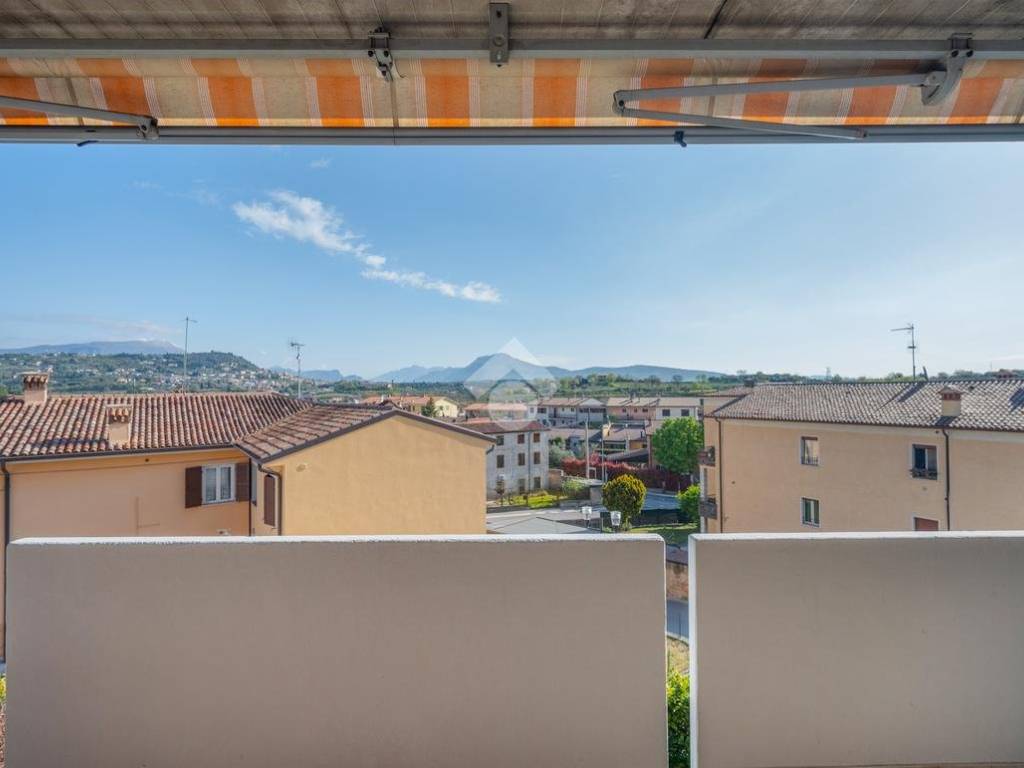 Appartamento a Bardolino in Via salberecchi, 2 - Foto 2