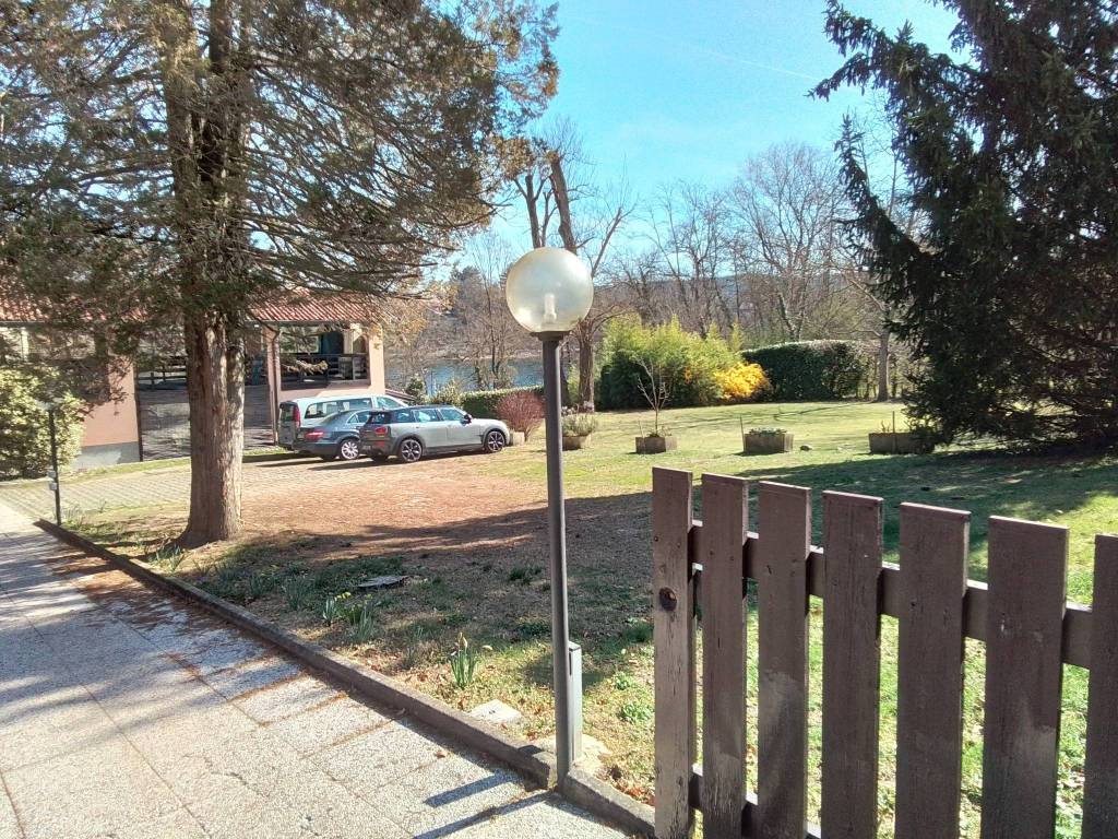 Palazzo / stabile a Castelletto sopra ticino in Via Sambrasca - Foto 3