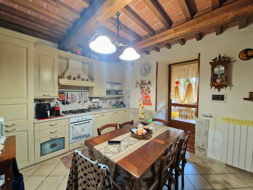 Casa indipendente a Pistoia in Via Andrea Doria - Foto 2