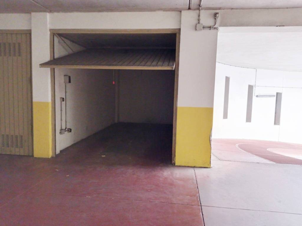 Box / garage a Sassari in Via Filippo Addis - Foto 4