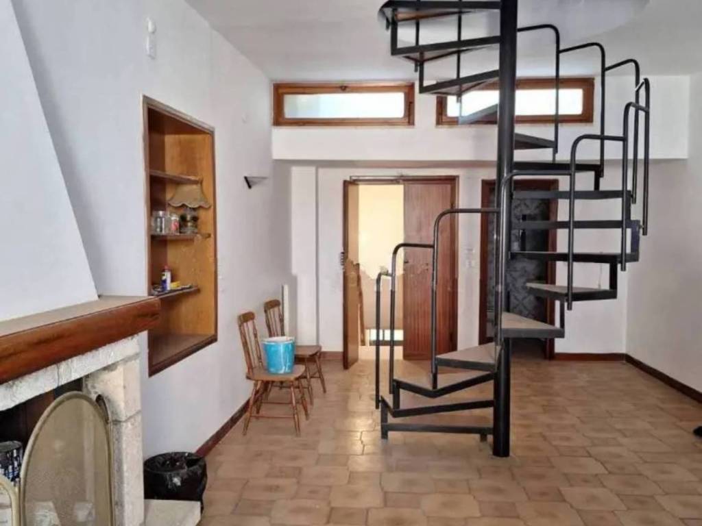 Casa indipendente a Sezze in Via della Libertà - Foto 2
