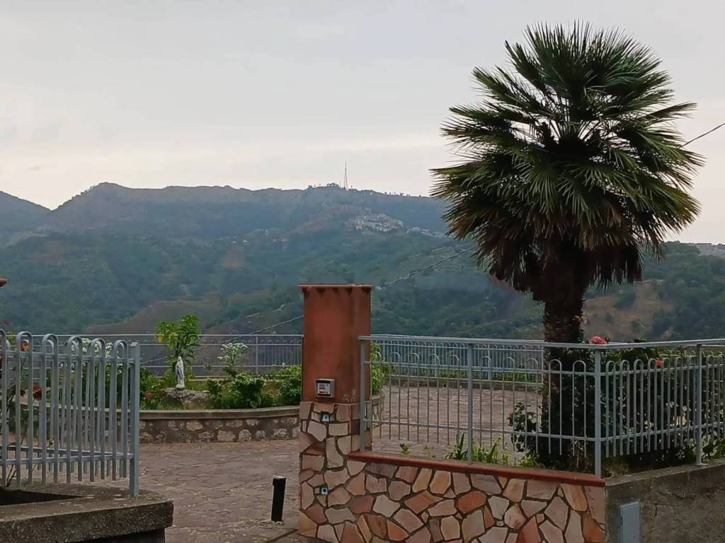 Villa a Miglierina in Strada Melina - Foto 4