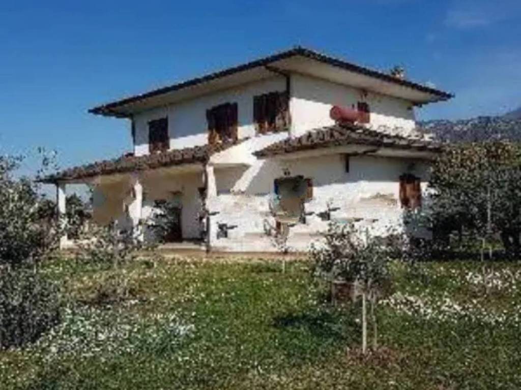 Villa a Sermoneta in Via Lunetto - Foto 2