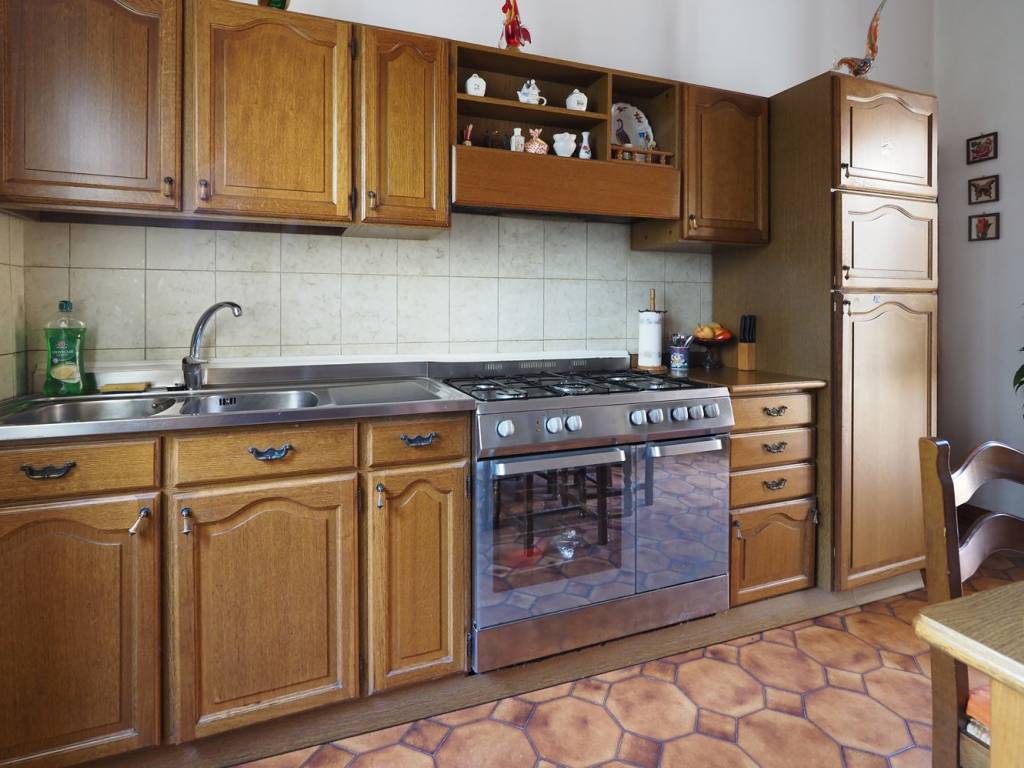 Appartamento a Verbania in Via Ticino - Foto 4