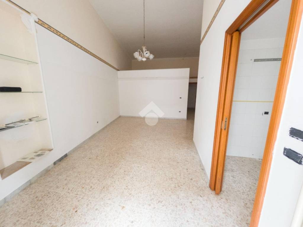 Appartamento a Manfredonia in Via Giuseppe Garibaldi, 15 - Foto 2