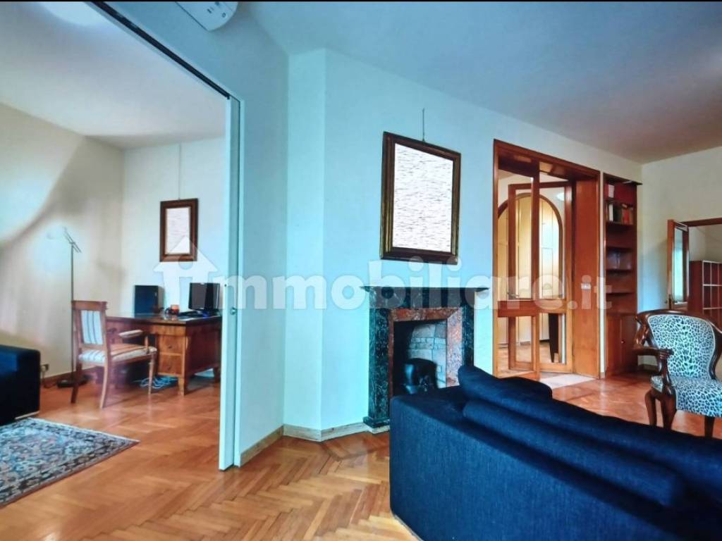 Appartamento a Reggio emilia in Viale Monte Grappa - Foto 4