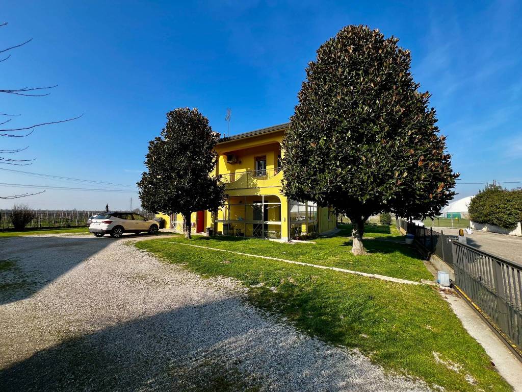 Casa indipendente a Bagnacavallo in Via 25 Aprile, 39 - Foto 4